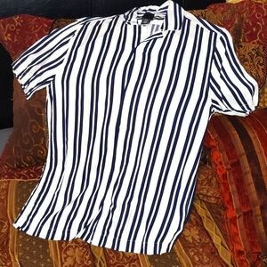 H&M White W Navy Stripe short sleeve button down Sz. XS mens